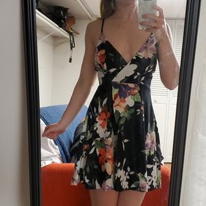 Privy floral dress.  Size small.